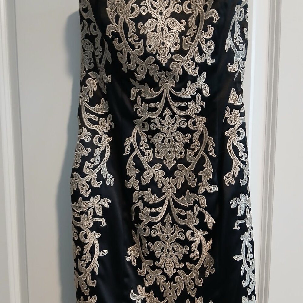 White House Black Market Strapless Dress